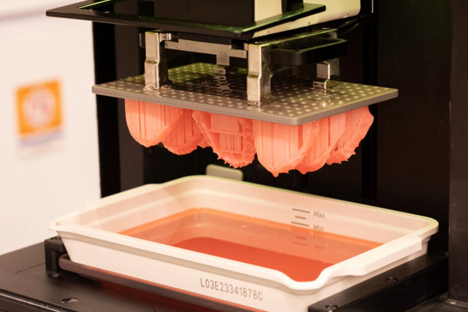 Dentsply Sirona and HeyGears expand collaboration