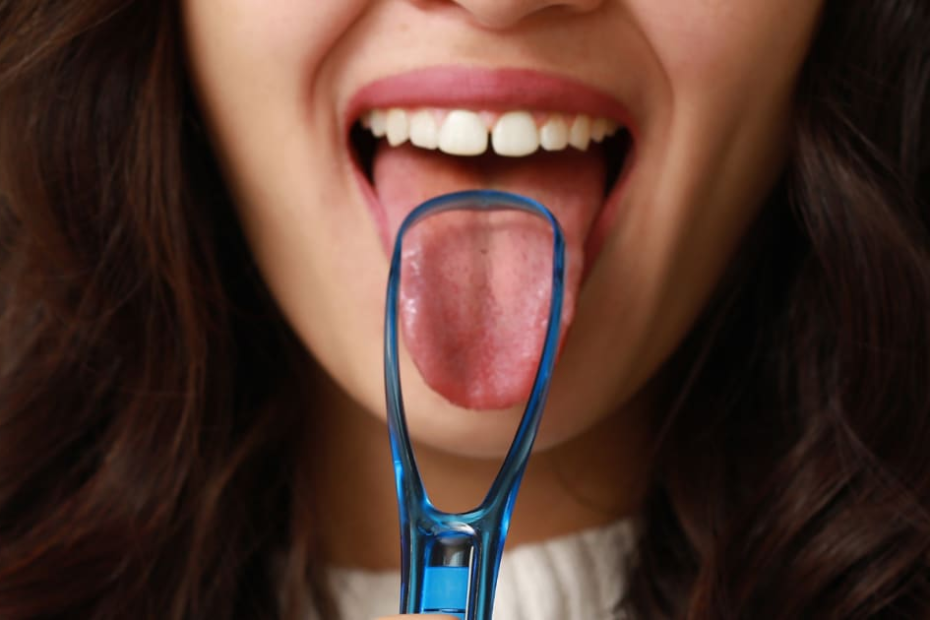 Benefits of Cleaning Your Tongue