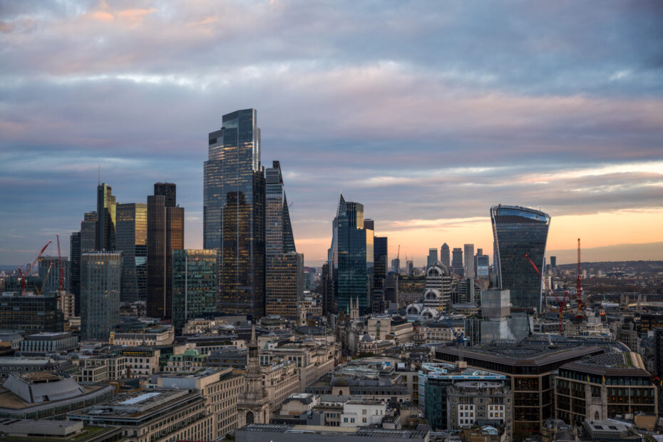 London Broker Howden Plots Giant Capital Raise on IPO Path