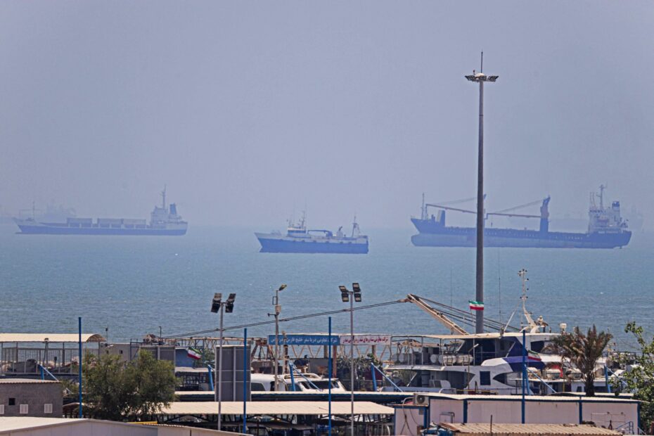 UAE Oil Tankers Attacked While Sailing Dark Through Hormuz