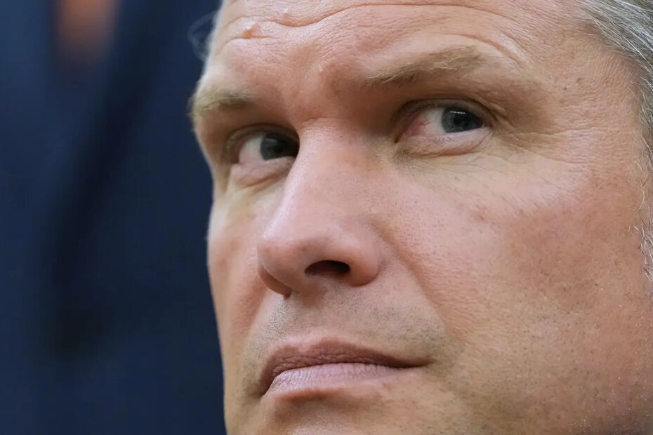 A photo of Pete Hegseth.