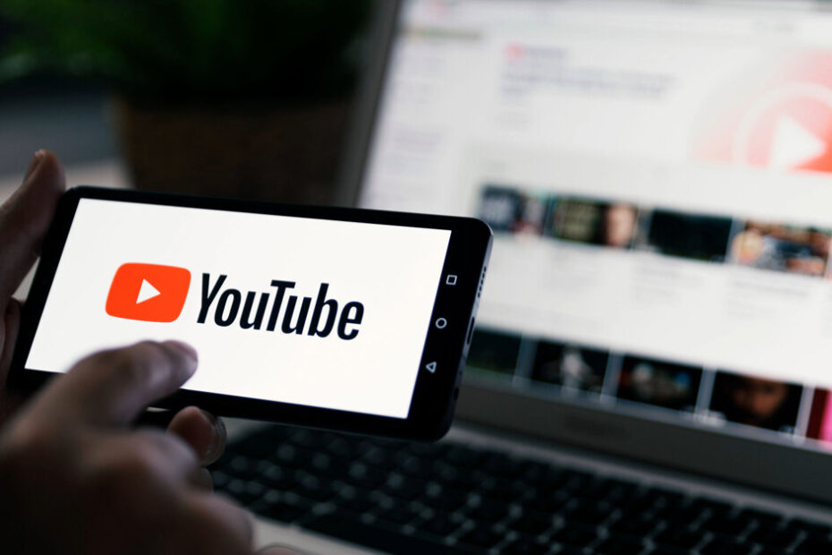 Can dentists trust YouTube for dental photography training?