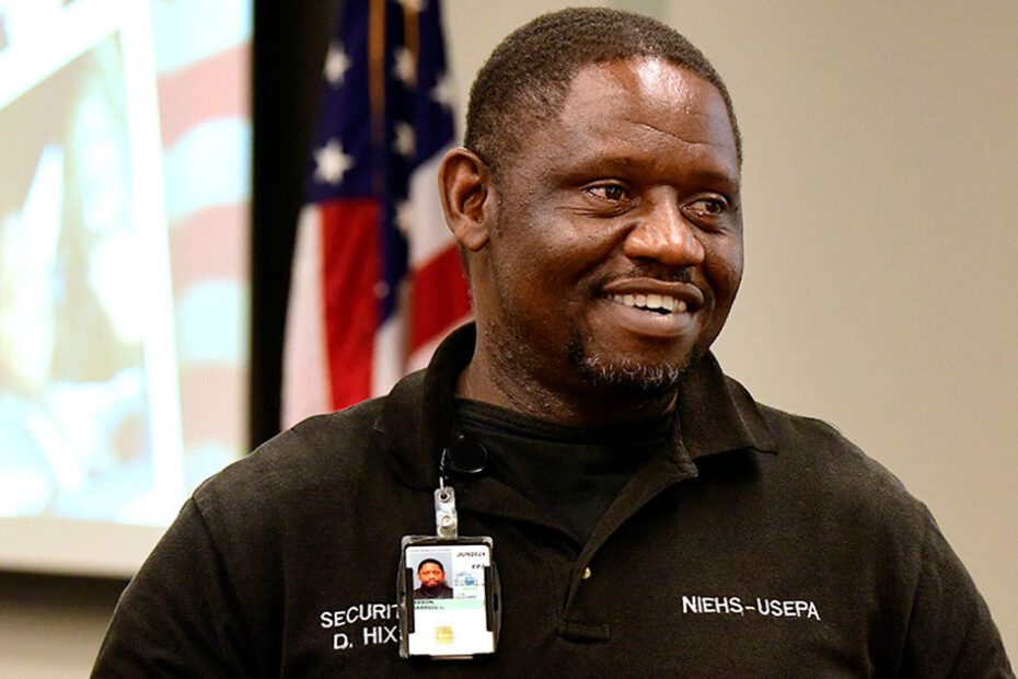 Environmental Factor - December 2023: NIEHS celebrates Veterans Day, kicks off charity drive