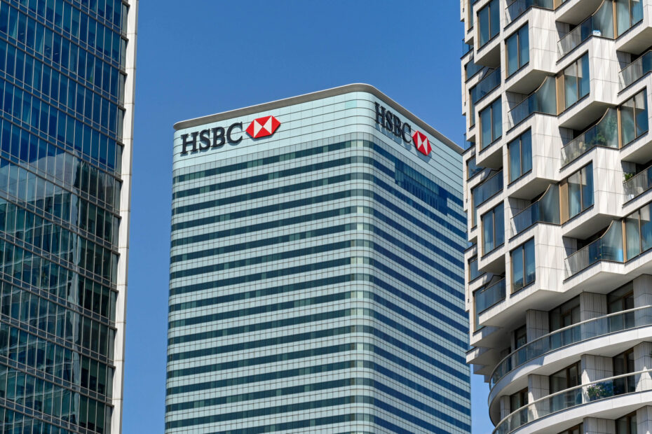 HSBC Global Insurance Business Head Moncreiffe to Leave, Sources Say