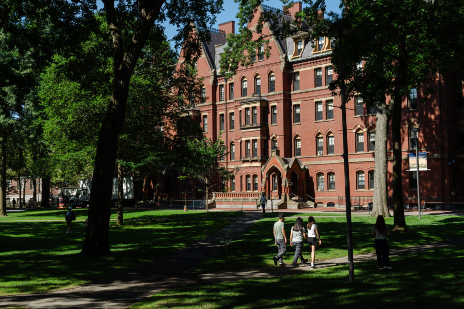 Harvard Wins Dismissal of US Suit Over Campus Antisemitism