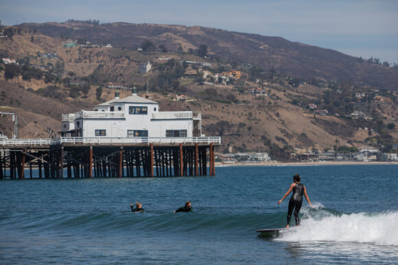 Los Angeles Faces Days of 100F Heat as Southwest Fire Risk Grows