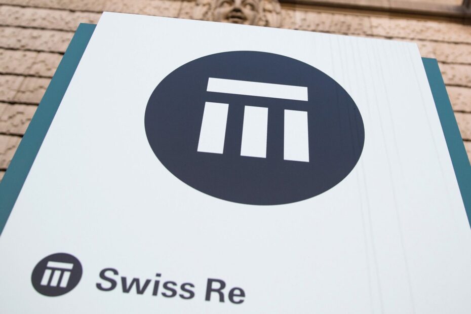 Swiss Re Profit Beats Estimates as Reinsurer Boosts Cost Cuts