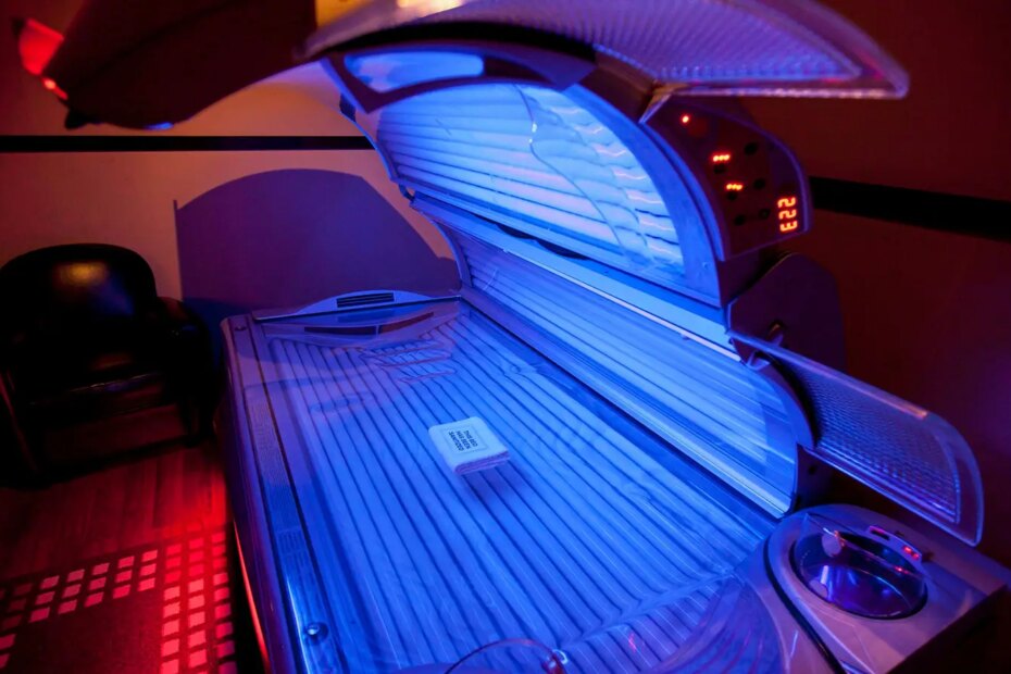 A photo of a tanning bed.