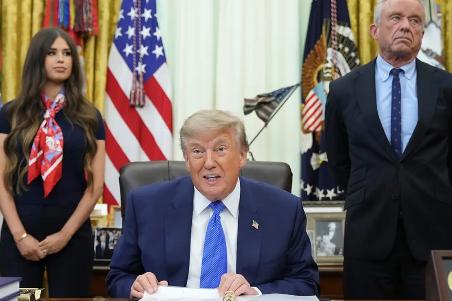 A photo of Trump, Robert F. Kennedy Jr., and Jayme Franklin in the Oval Office.